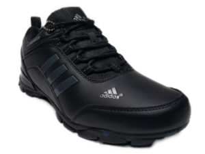 Зимние Adidas Climaproof Traxion Low черные - фото спереди